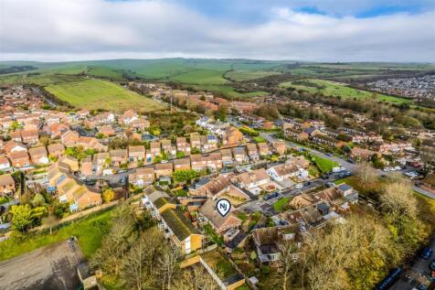 9 Foredown Cl-19.jpg