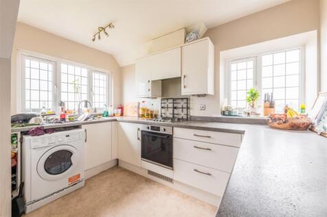 Flat 5 Newick Place-3.jpg