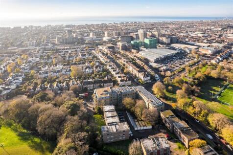 Flat 26 Park House-28.jpg