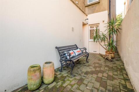 7 Salisbury Rd-32.jpg