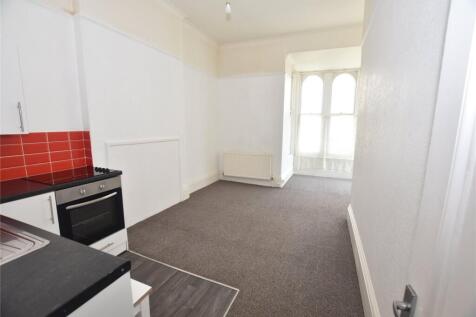 Lounge/Kitchen