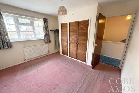 New main bedroom 2.jpg