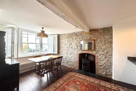 dining room.jpg