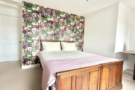 2nd bedroom.jpeg
