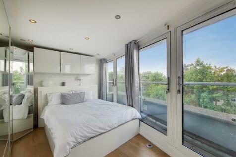 4_Main Bedroom-1.jpg