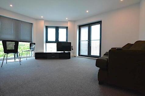 Lounge 1.jpeg