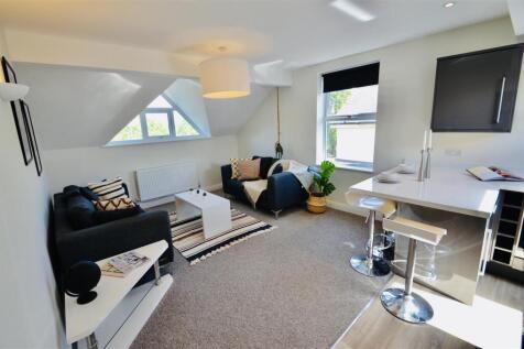 Living / Kitchen Area