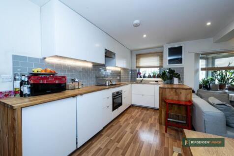 Kitchen .jpg