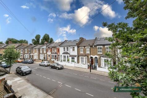 Becklow Road 139 TFF-012 LR - JT.jpg