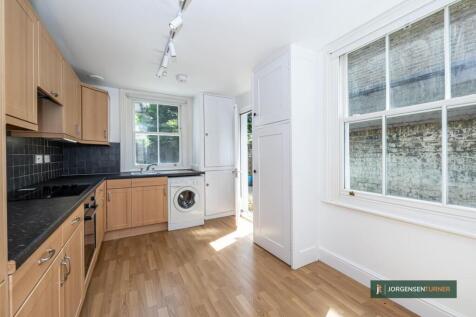 Oaklands Grove 40 GFF-009 LR - JT.jpg