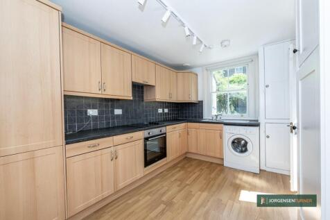 Oaklands Grove 40 GFF-010 LR - JT.jpg
