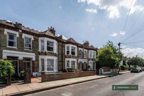 Oaklands Grove 40 GFF-019 LR - JT.jpg