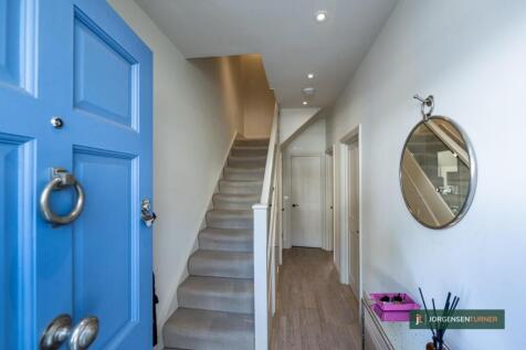 Hallway .jpg