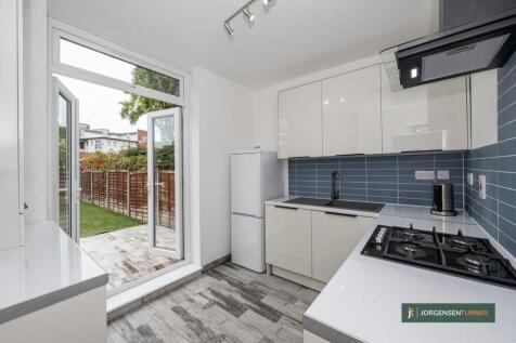 Bentworth Road 159-002 LR - JT.jpg