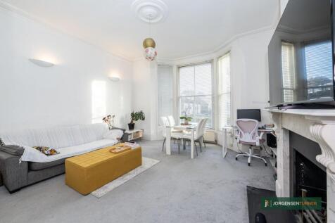 Devonport Road 19B-002 LR - JT.jpg