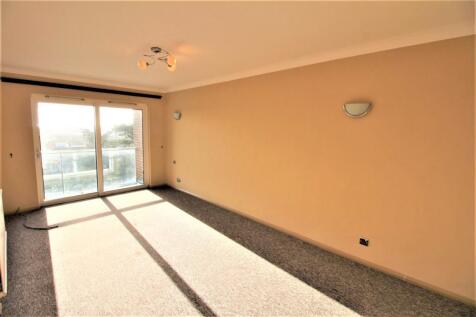 fieldings lounge 2.jpg