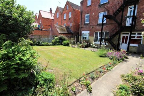 dixon garden 2(0).JPG