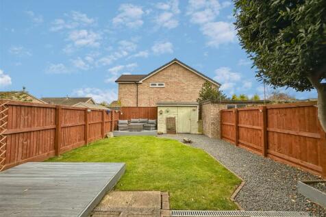 Enclosed Rear Garden