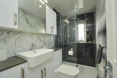 Ensuite Shower Room