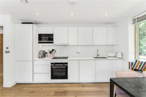 Reception/Kitchen