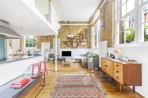 Living Room/Kitchen