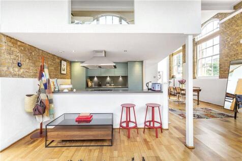 Living Room/Kitchen