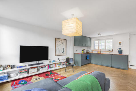 Reception/Kitchen