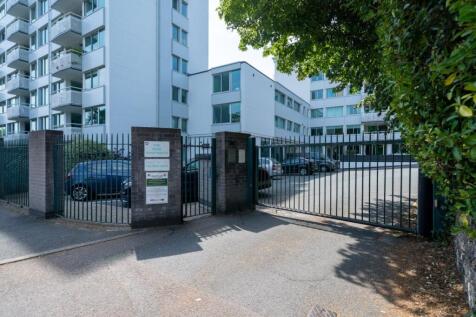 Property Image 12