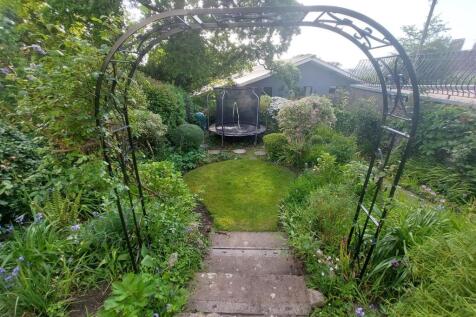Garden 1.jpg