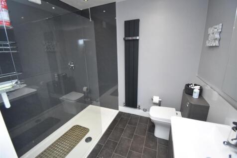Annex Shower.JPG