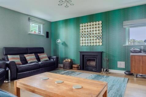 Second_Lounge[1].jpg