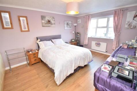 BEdroom One .JPG