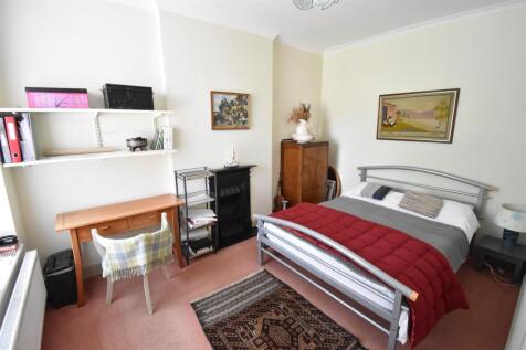 Bedroom two.JPG