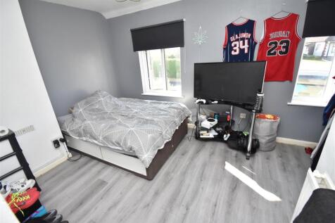 Bedroom Three .1.JPG