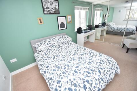 Bed2.1.JPG