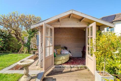 Summerhouse .jpg