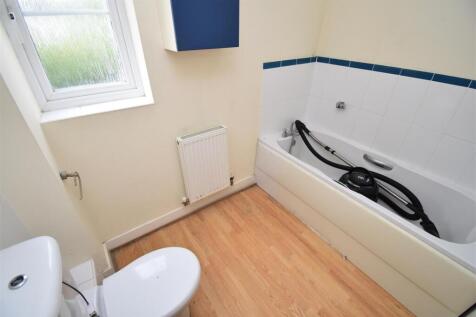 Bathroom.JPG