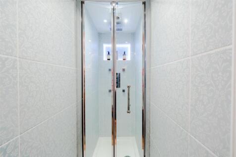 Shower.jpg