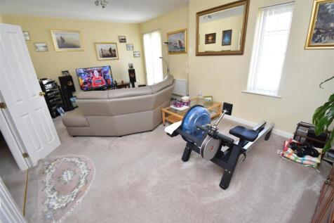 Living Room.JPG