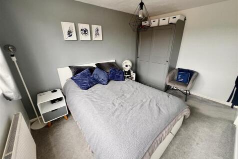 Bed 1 .jpeg