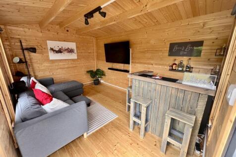 garden room .jpeg