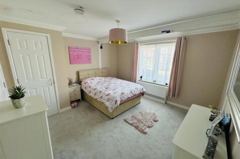 Bedroom.jpeg