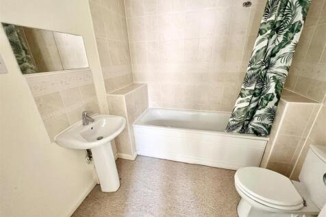 BAthroom.jpeg