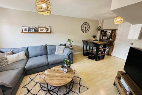 Living room.jpeg