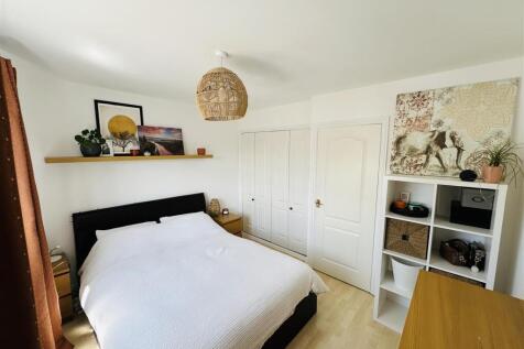 BEdroom two.jpeg
