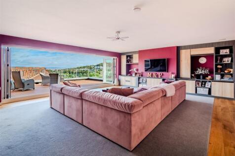 Living room.jpg