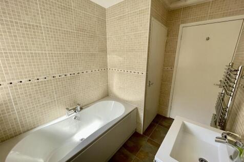 Bathroom.jpeg