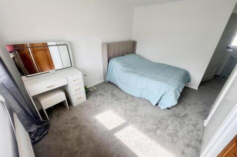 BEdroom 1.jpeg