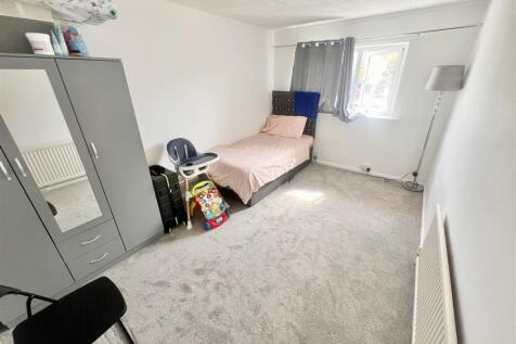 Bedroom Two.jpeg