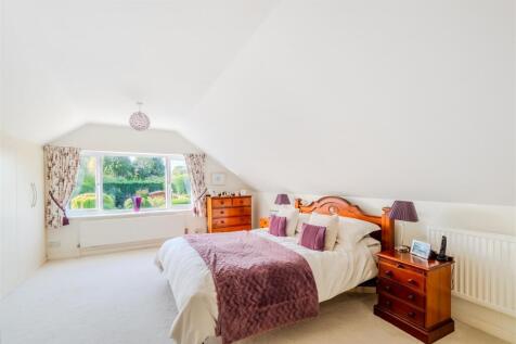Master bedroom.jpg